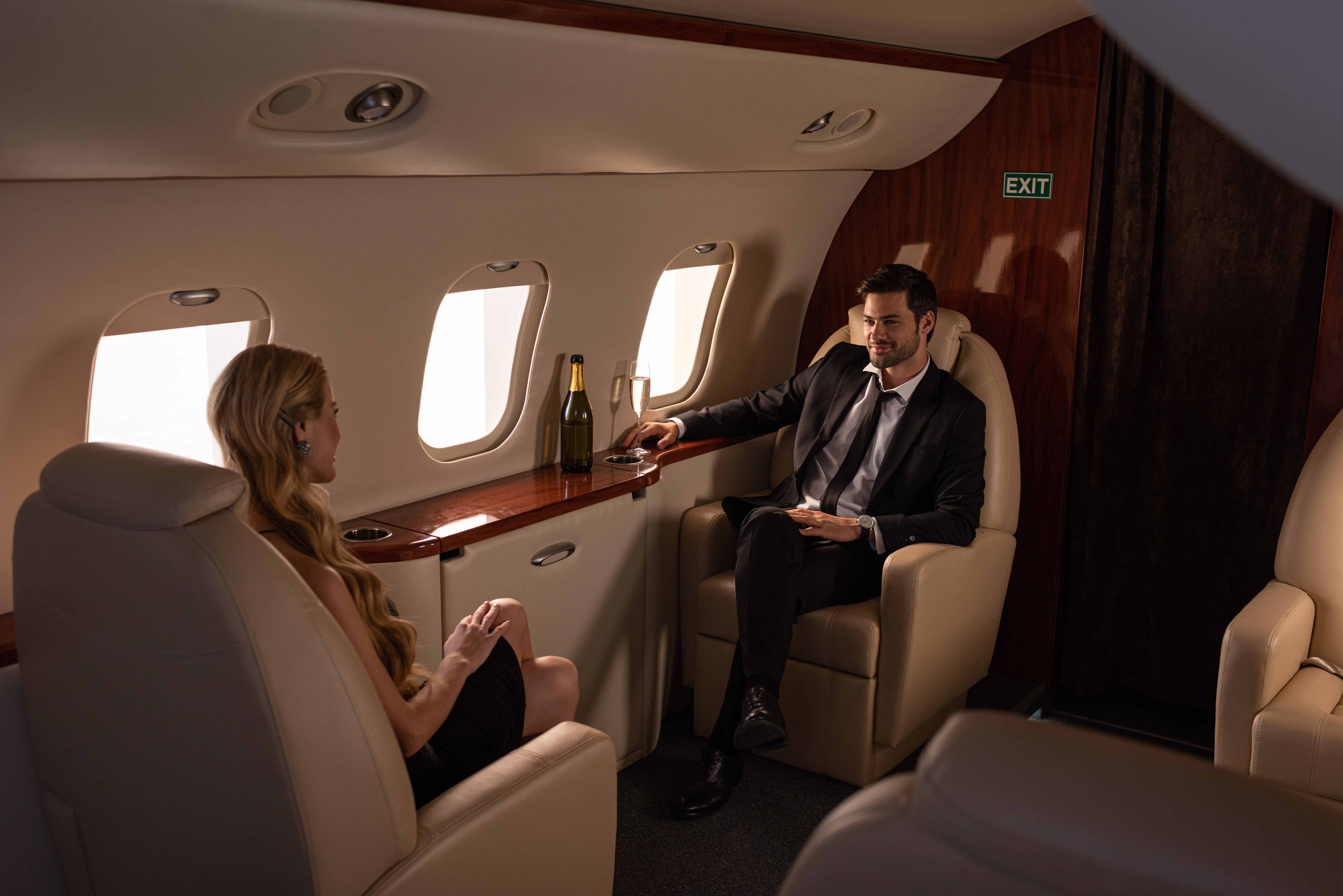 Few reason’s people choose to fly private jet charter
